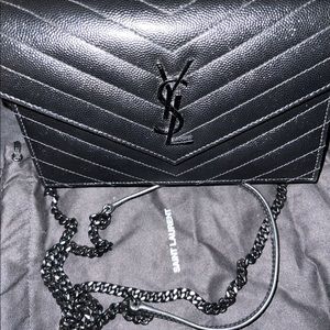 Saint Laurent All black crossbody/Woc